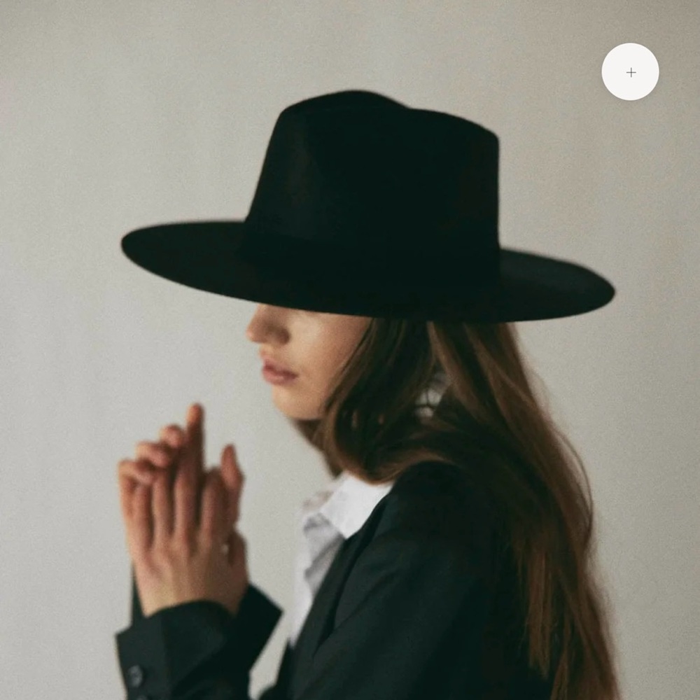 Janessa Leone Korin Hat